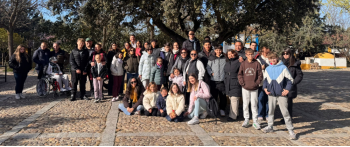 Jornada de respiro y convivencia familiar en la granja escuela El Álamo